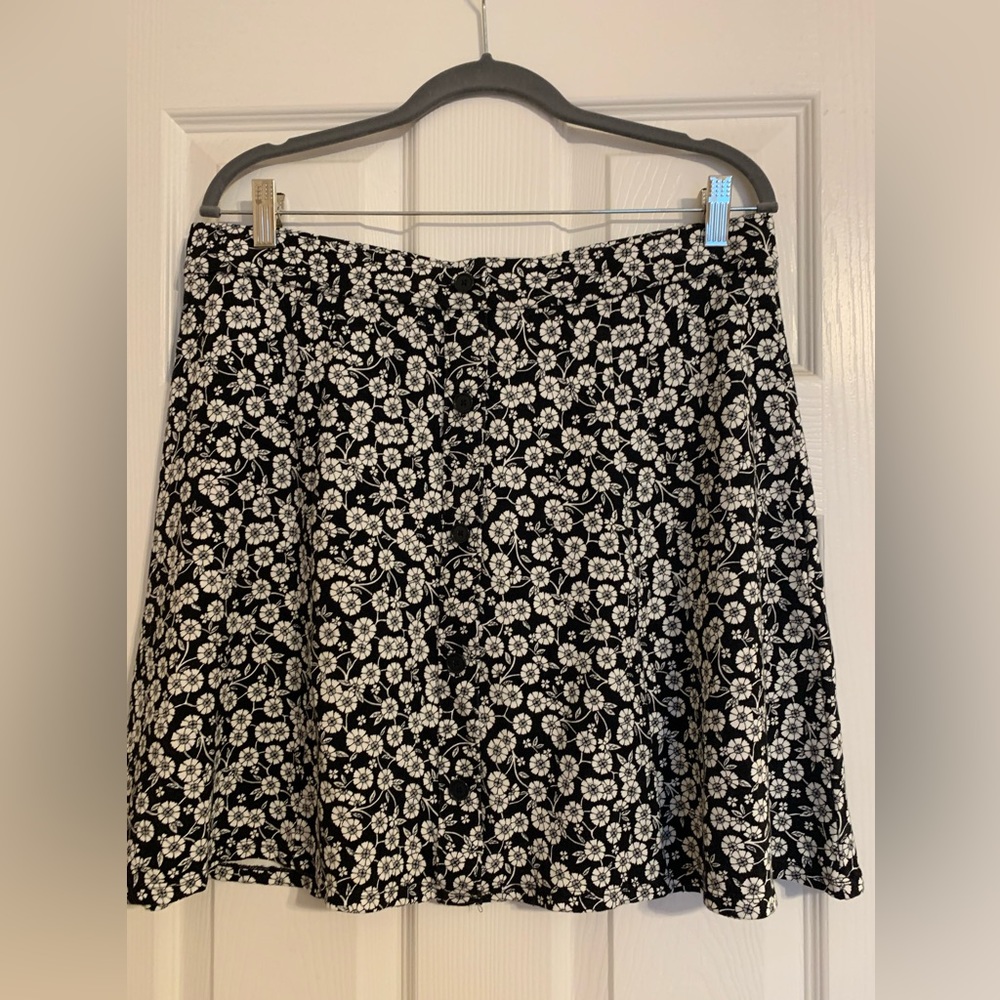 LOFT floral skirt, size large